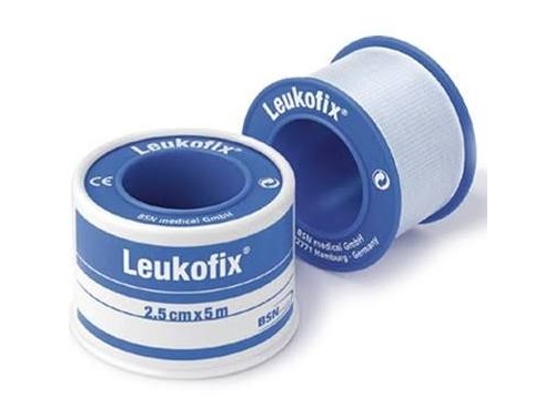 ESPARADRAPO HIPOALERGICO - LEUKOFIX (PLASTICO 5 X 2,5 CM 12 U)